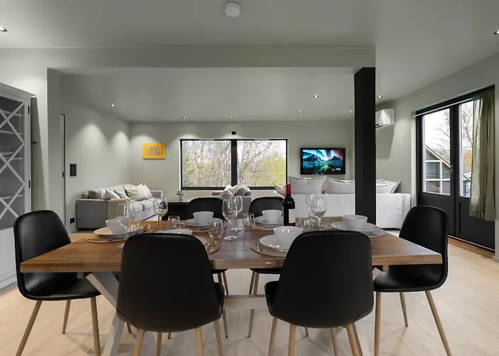 Spacious & Lovely Aurora I Free Parking Casa vacanze *