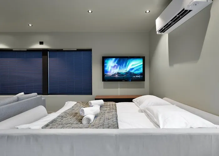 Spacious & Lovely Aurora I Free Parking Casa vacanze