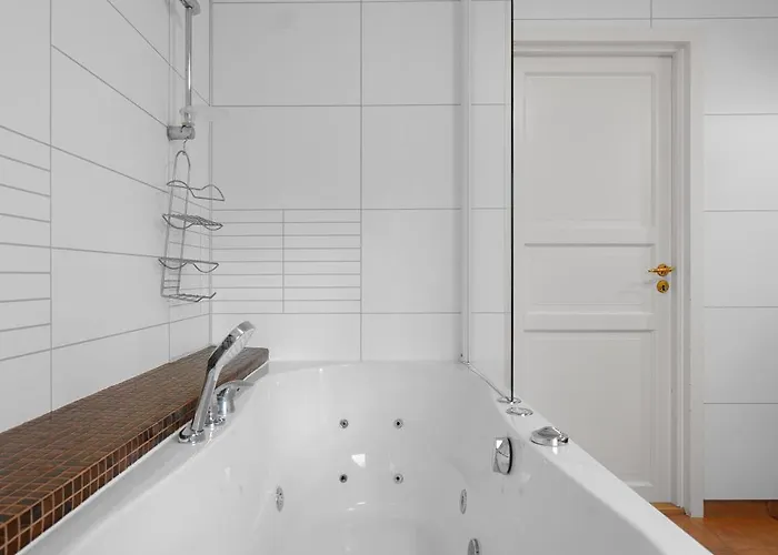 Spacious & Lovely Aurora I Free Parking Casa vacanze